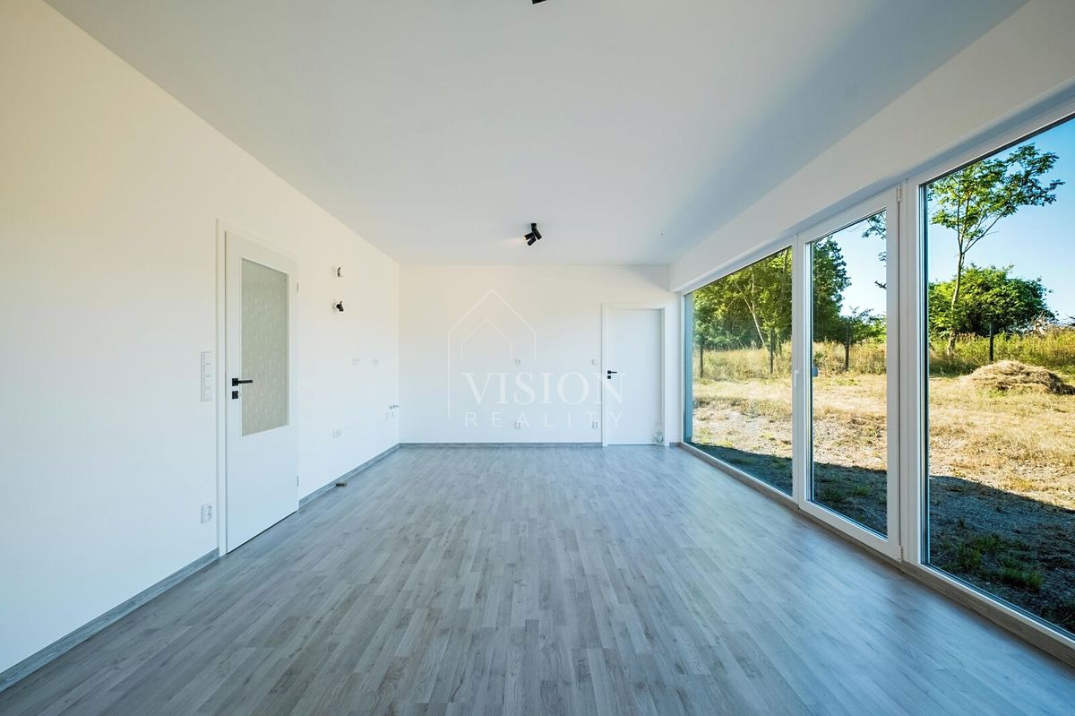 Prodej rodinného domu 70 m², pozemek 1222 m² – fotografie 5