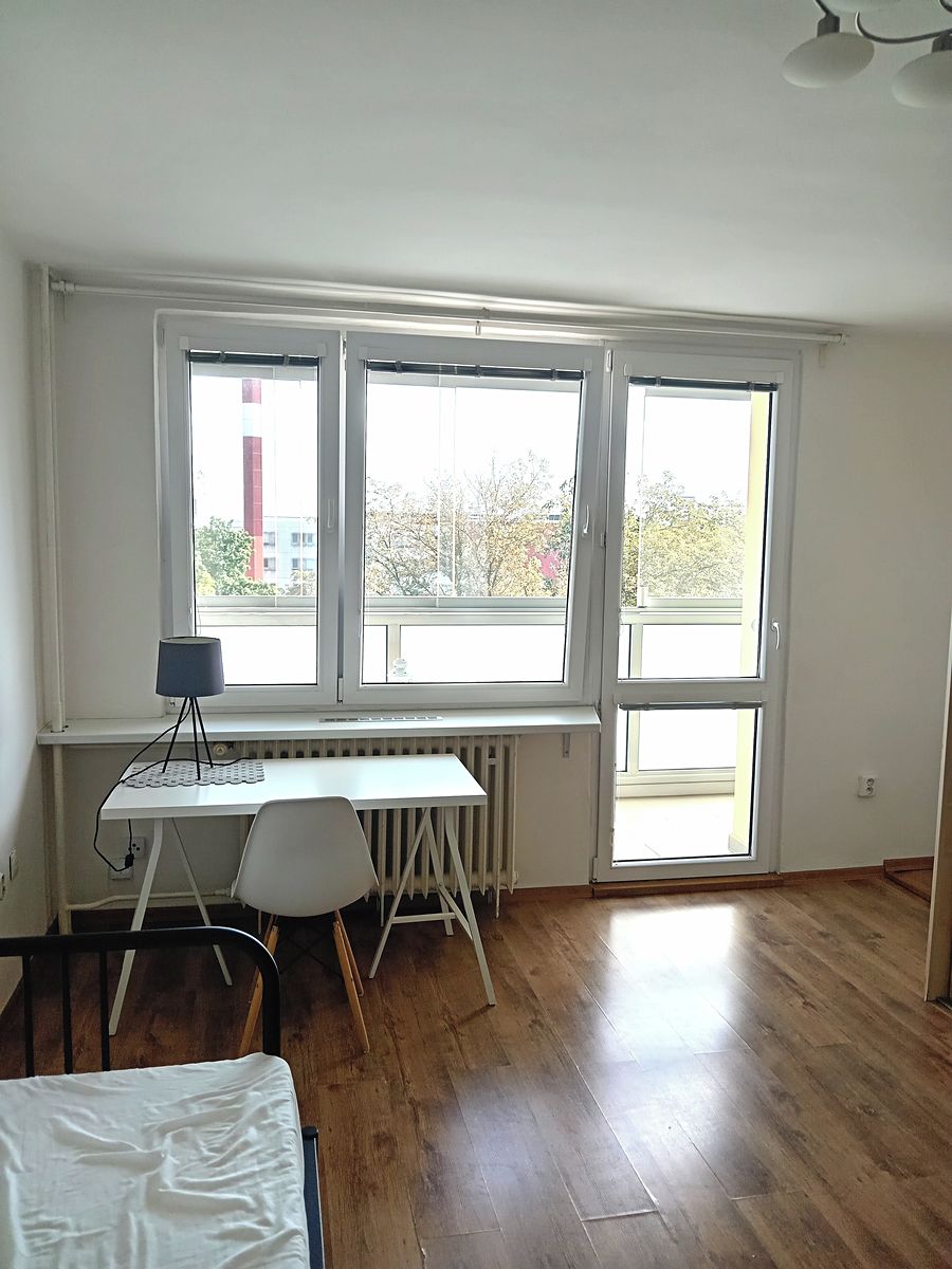 Pronájem bytu 1+kk 35 m² – fotografie 4