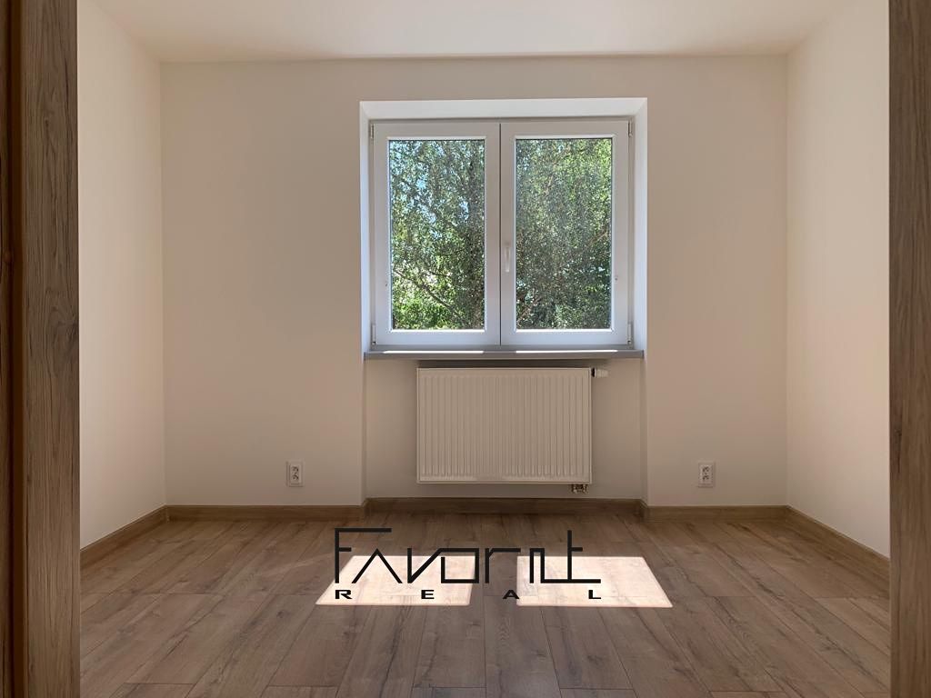 Pronájem bytu 2+1 55 m² – fotografie 3