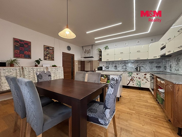Будинок на продаж, 210 м² (28 з 30)