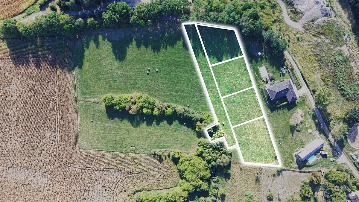 Prodej stavebního pozemku 3829 m²