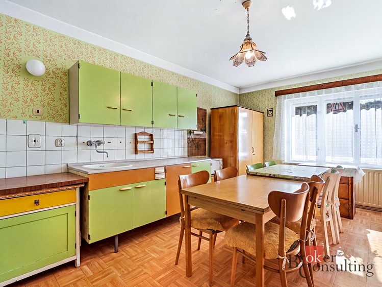 Prodej domu, 184 m² (21 z 48)