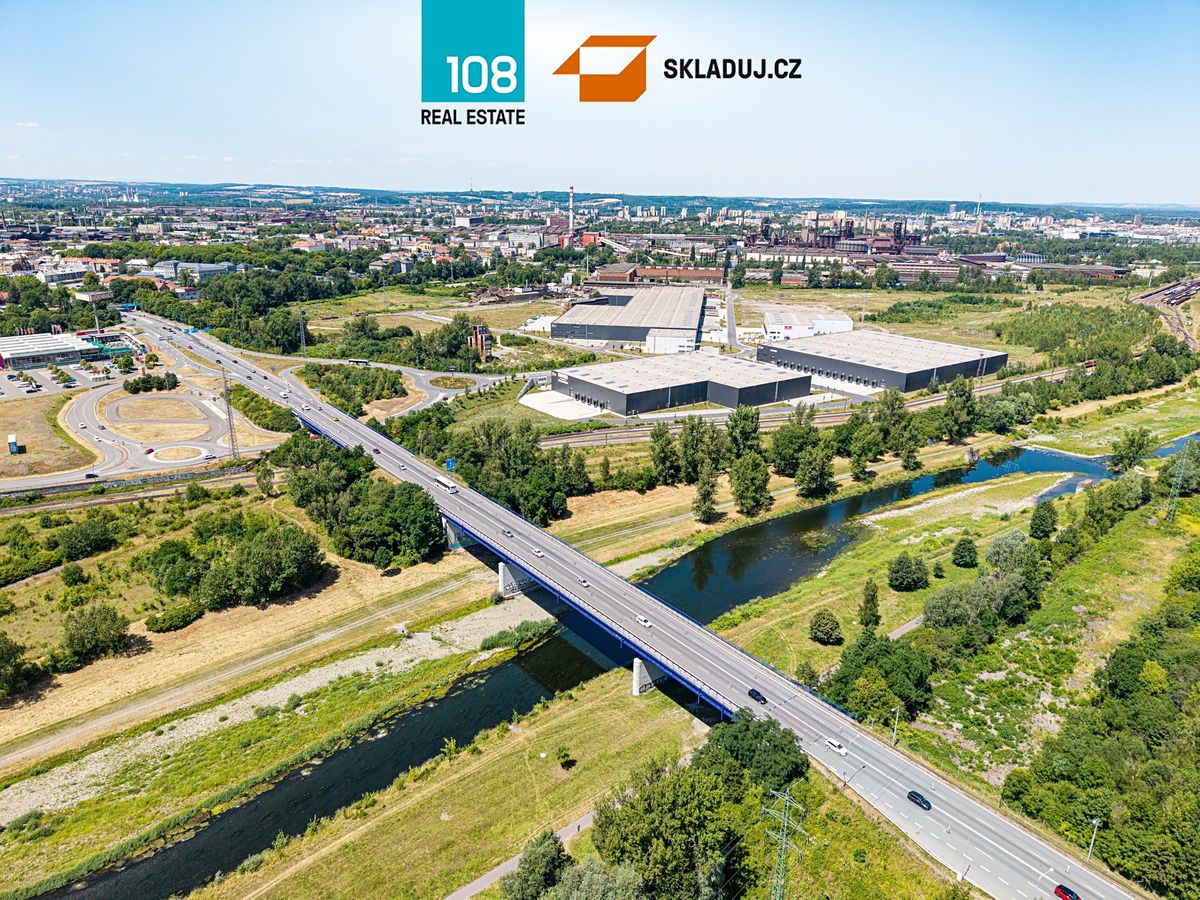 Pronájem skladového prostoru 9594 m² – fotografie 3