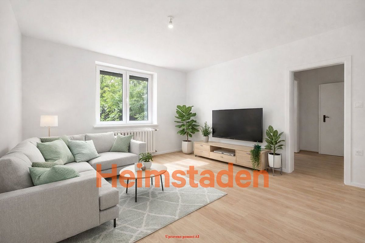 Pronájem bytu 4+1 79 m² – fotografie 2