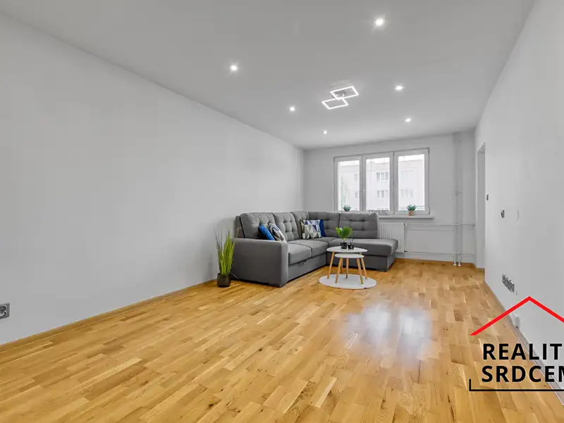 Pronájem bytu 2+1 55 m², Karviná – náhled fotky 2
