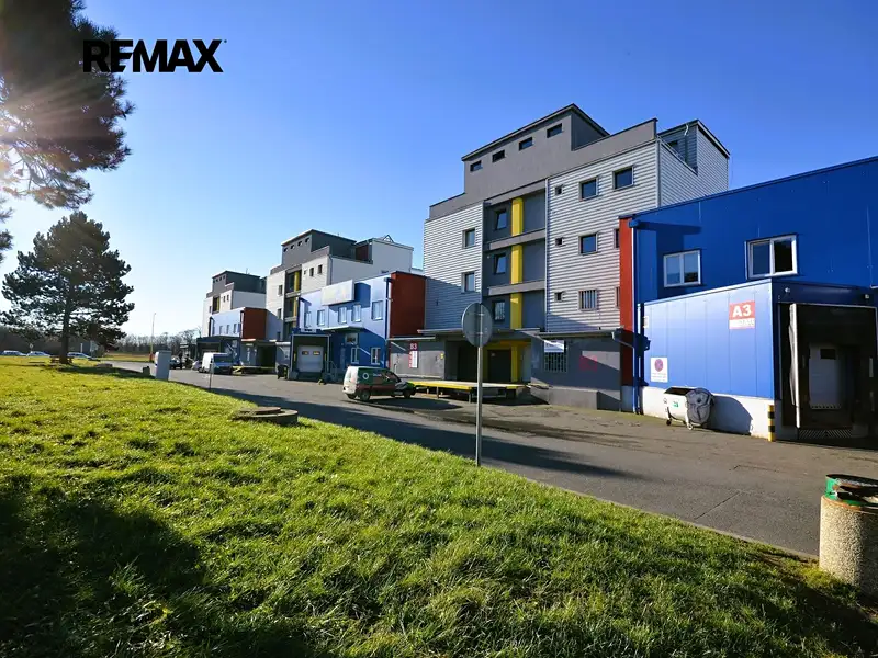 Pronájem kanceláře 22 m², Praha – náhled fotky 2