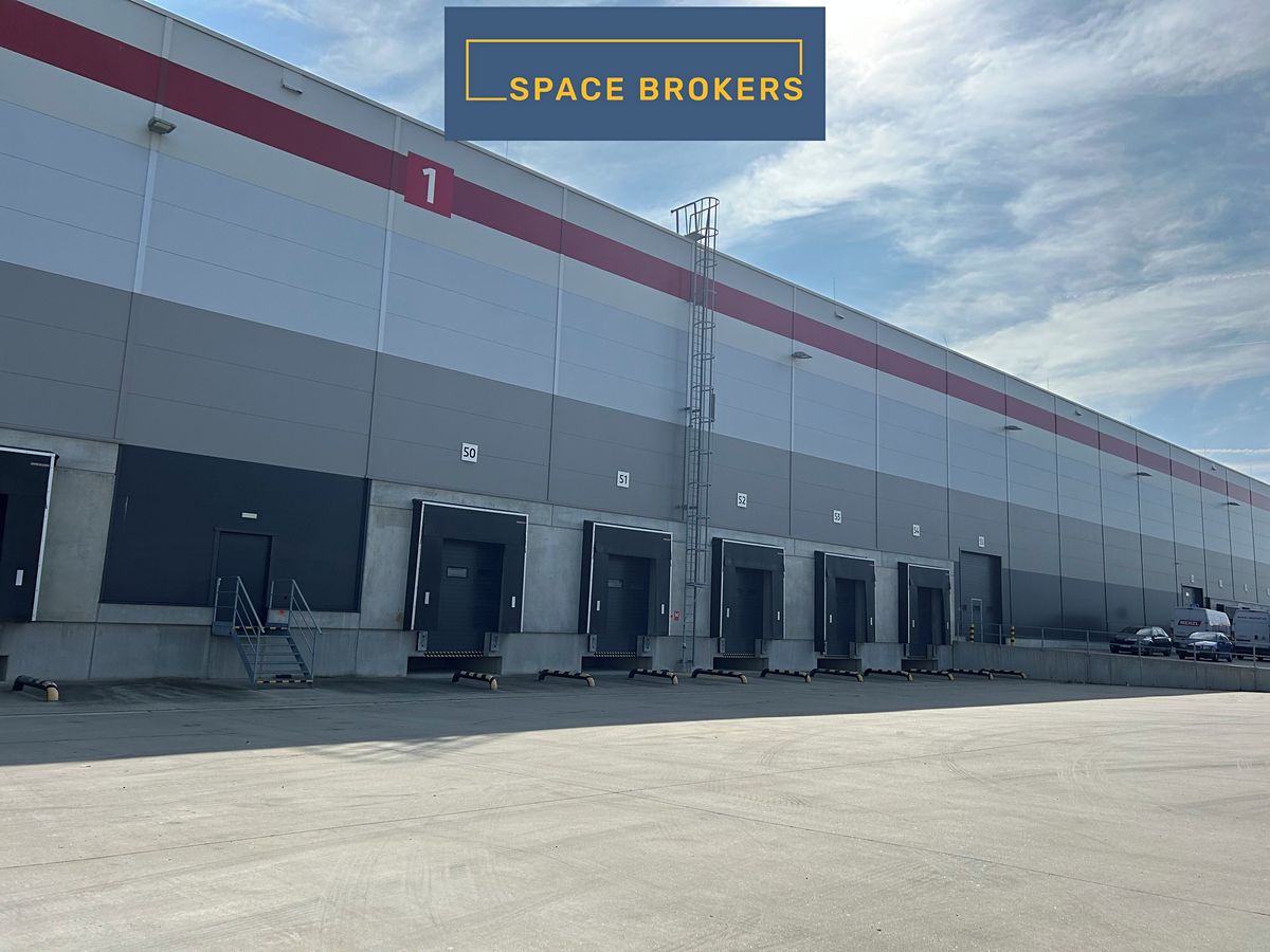 Pronájem skladového prostoru 6290 m²
