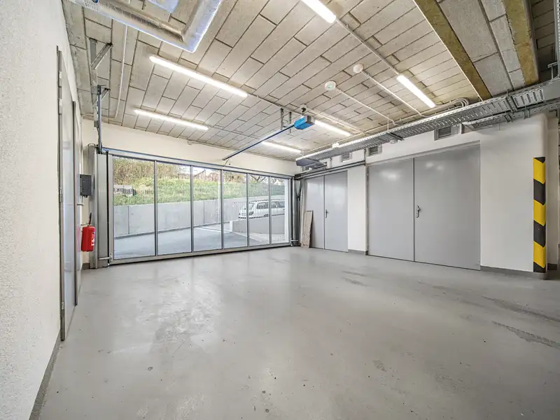 Pronájem garážového stání 14 m², Brno – náhled fotky 3