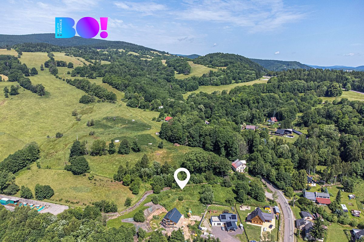 Prodej stavebního pozemku 1927 m²