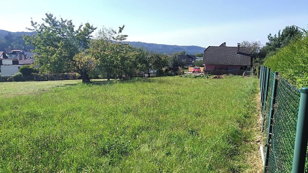 Prodej stavebního pozemku 2672 m² – fotografie 2