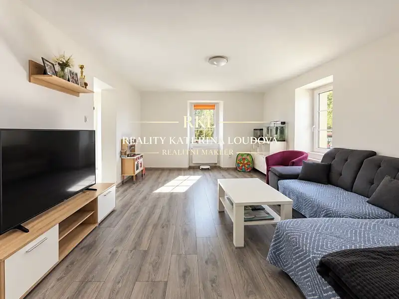 Prodej rodinného domu 85 m², pozemek 461 m², Tymákov – náhled fotky 3