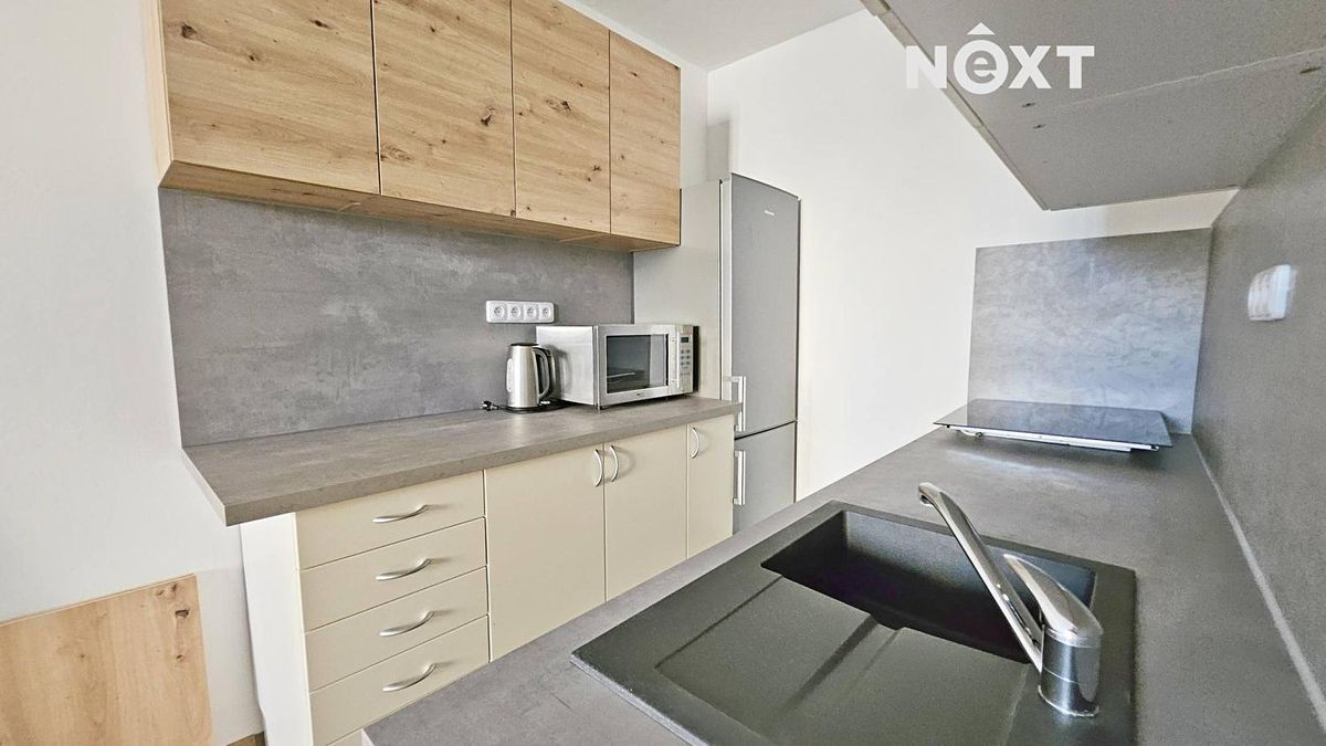 Pronájem bytu 2+kk 40 m²