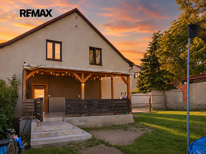 Prodej rodinného domu 252 m², pozemek 863 m², Krupka – náhled fotky 1
