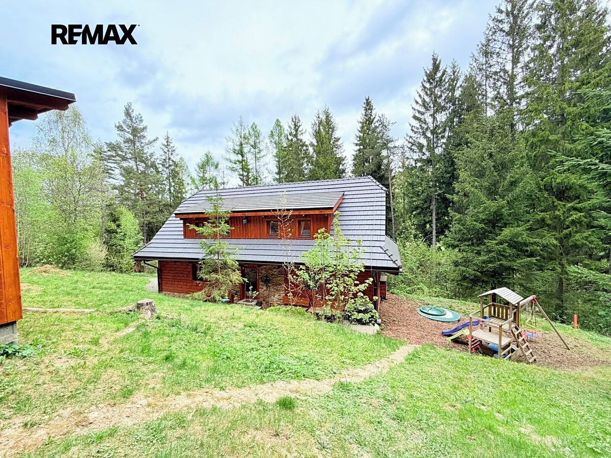 Prodej chalupy 188 m², pozemek 1065 m² – fotografie 2