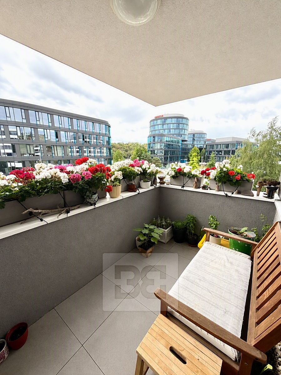 Prodej bytu 2+kk 72 m² – fotografie 3