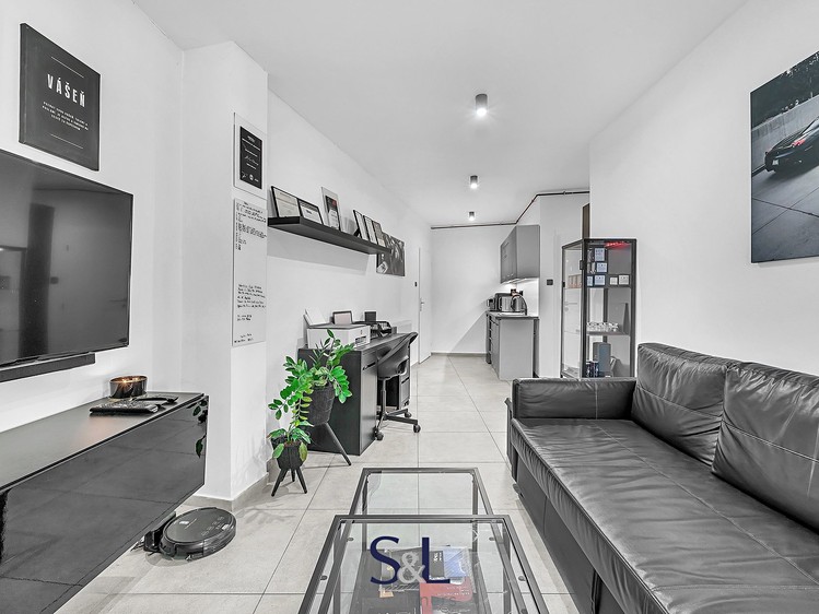 Нерухомість на продаж, 325 м² (9 з 32)