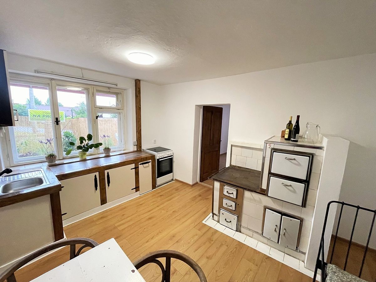 Prodej rodinného domu 100 m², pozemek 337 m² – fotografie 4