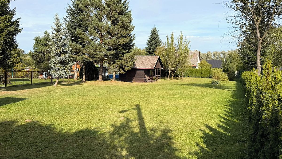 Prodej stavebního pozemku 1208 m²
