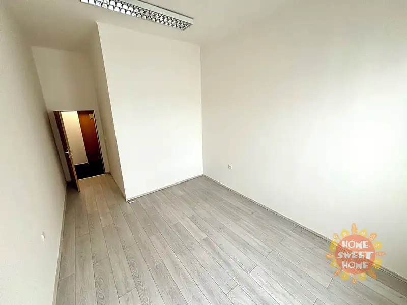 Pronájem kanceláře 21 m², Praha – náhled fotky 2
