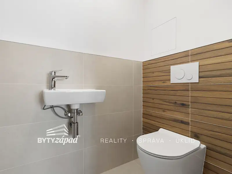 Pronájem bytu 2+kk 56 m², Plzeň – náhled fotky 3