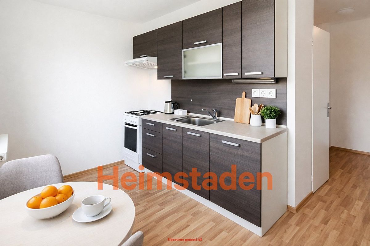 Pronájem bytu 3+1 67 m² – fotografie 3