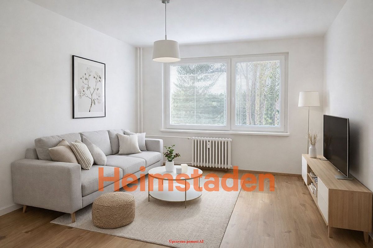Pronájem bytu 1+1 38 m²