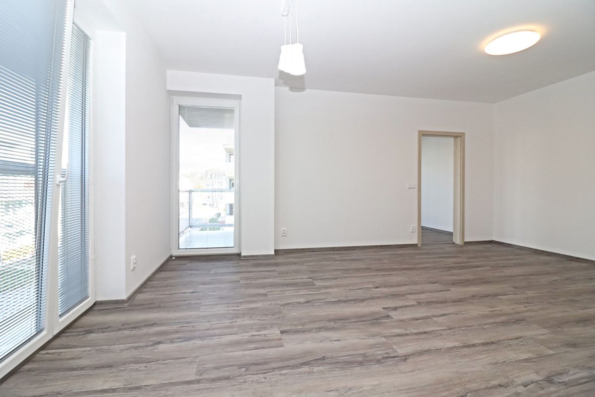 Pronájem bytu 2+kk 51 m² – fotografie 5