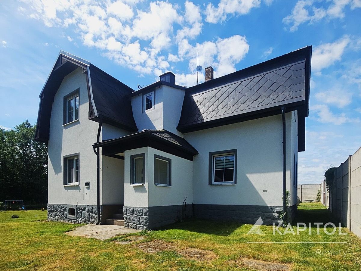Prodej rodinného domu 178 m², pozemek 3426 m²
