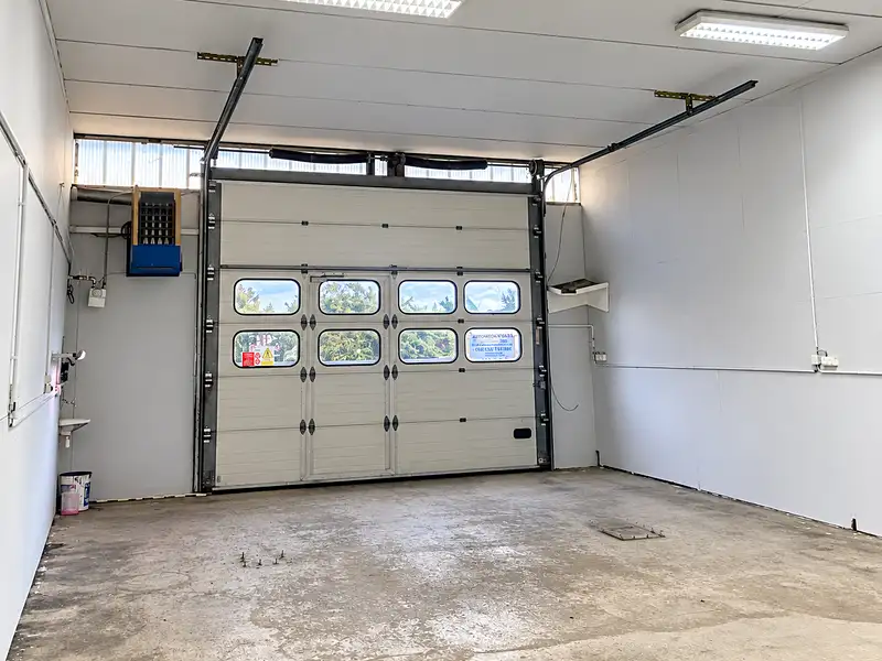 Pronájem skladového prostoru 70 m², Hradec Králové – náhled fotky 1