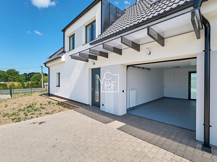 Pronájem domu, 148 m² (32 z 39)