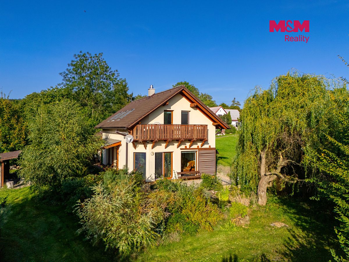 Prodej rodinného domu 204 m², pozemek 20000 m² – fotografie 2
