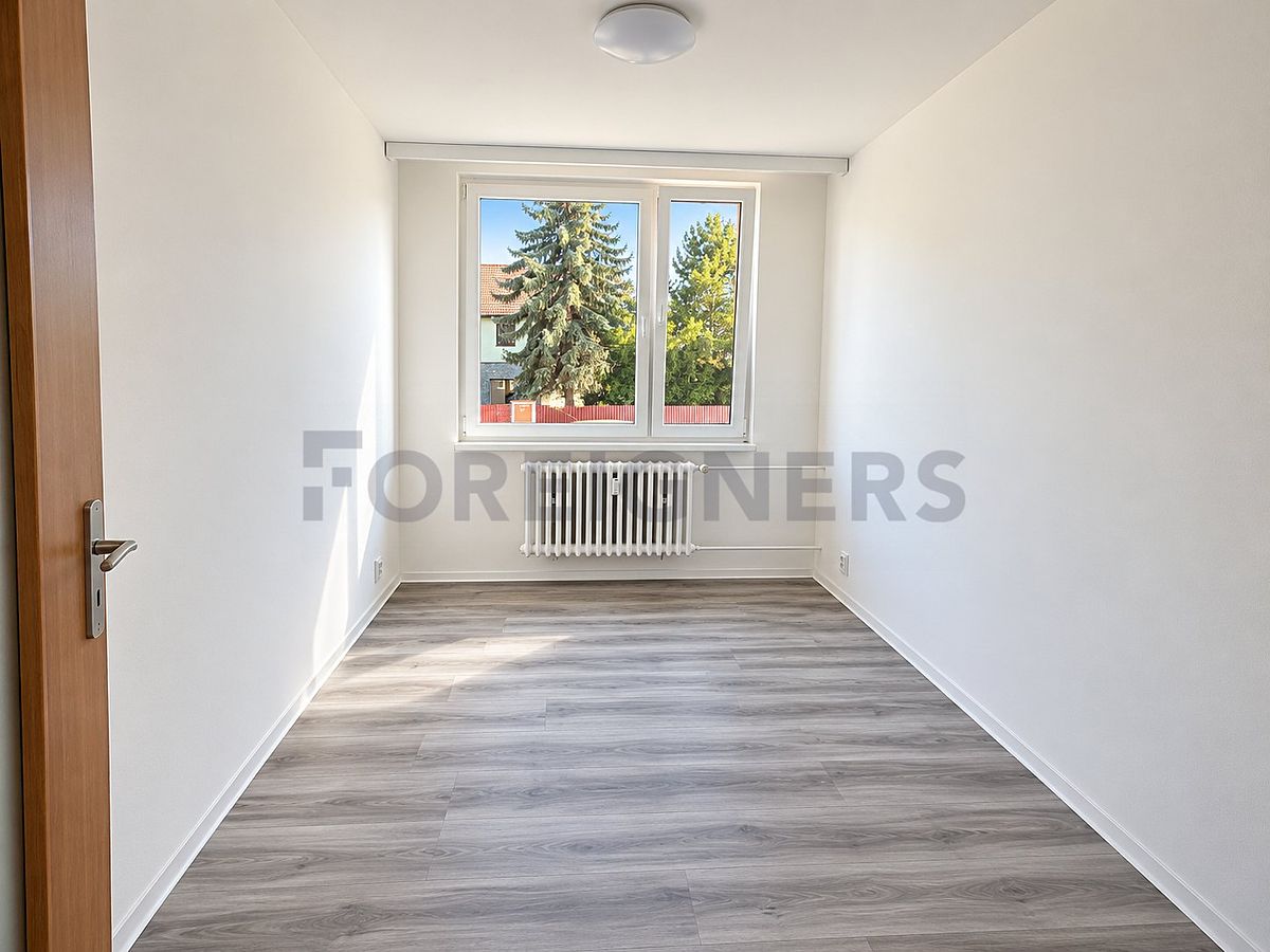 Pronájem bytu 2+kk 42 m² – fotografie 5
