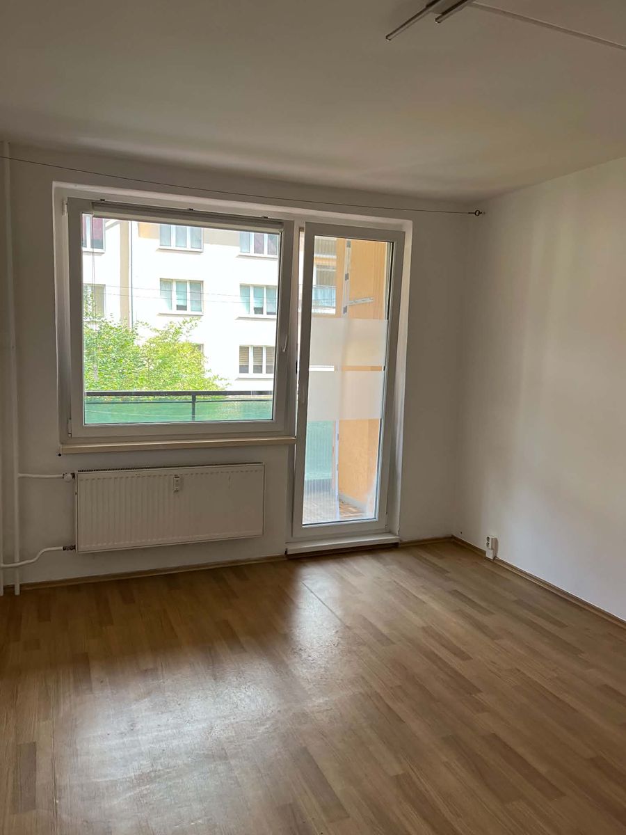 Pronájem bytu 2+1 64 m² – fotografie 2