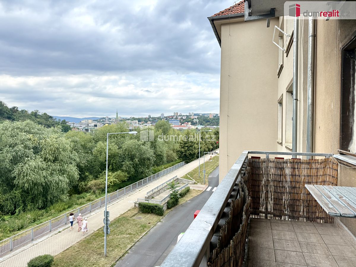 Pronájem bytu 2+kk 51 m² – fotografie 3