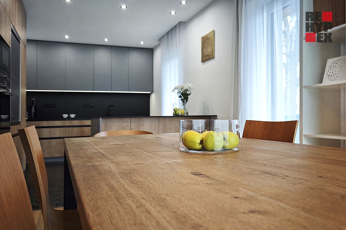 Prodej rodinného domu 167 m², pozemek 4328 m²