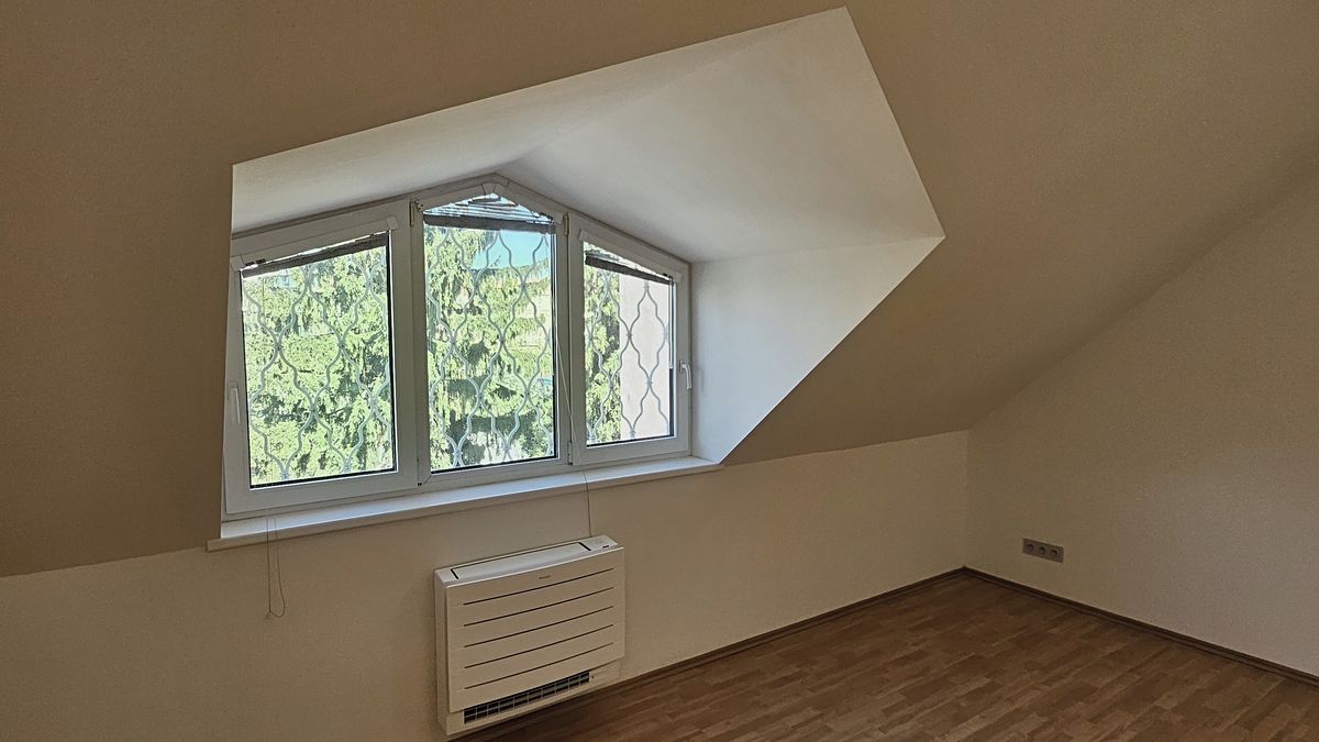 Pronájem bytu 2+kk 66 m²