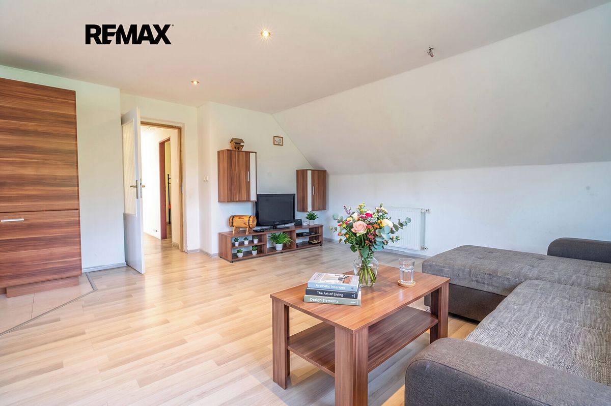 Prodej rodinného domu 133 m², pozemek 1477 m² – fotografie 3