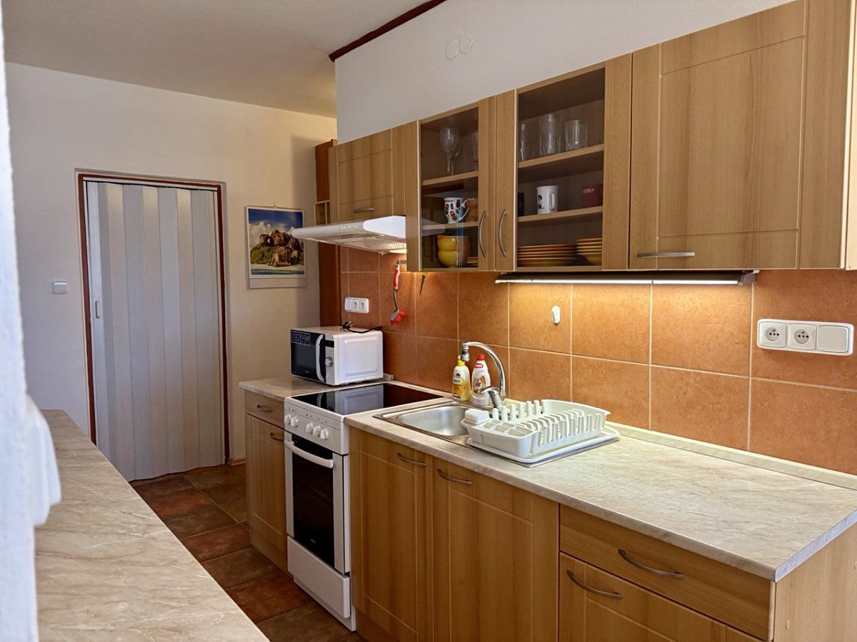 Pronájem bytu 3+1 73 m² – fotografie 2