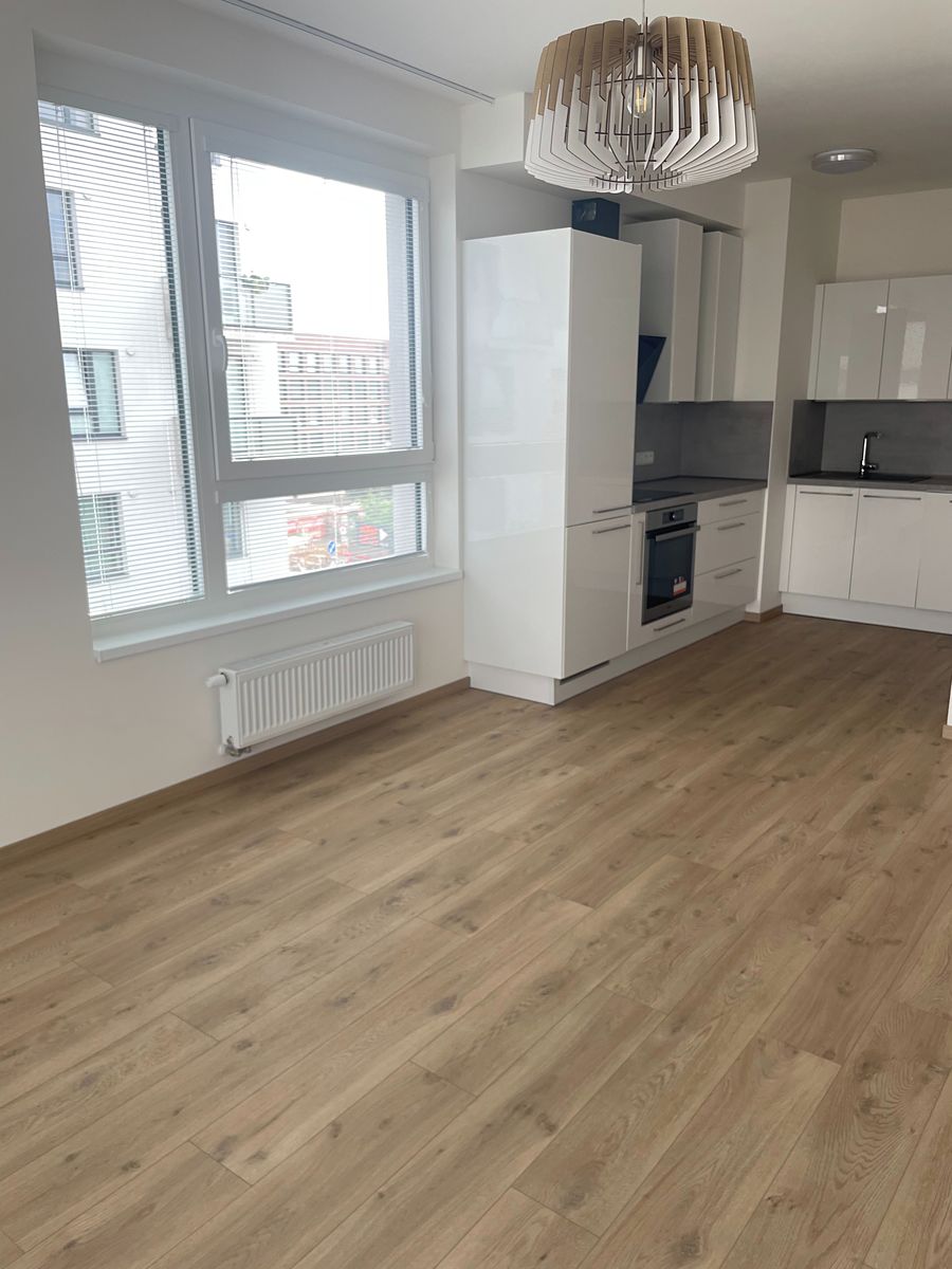 Pronájem bytu 2+kk 52 m² – fotografie 2