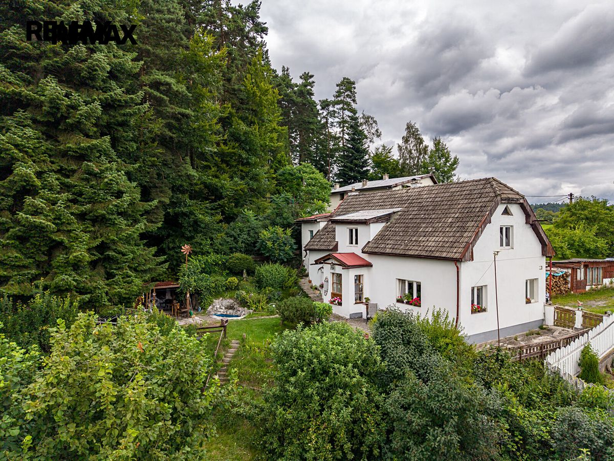 Prodej rodinného domu 159 m², pozemek 1000 m²
