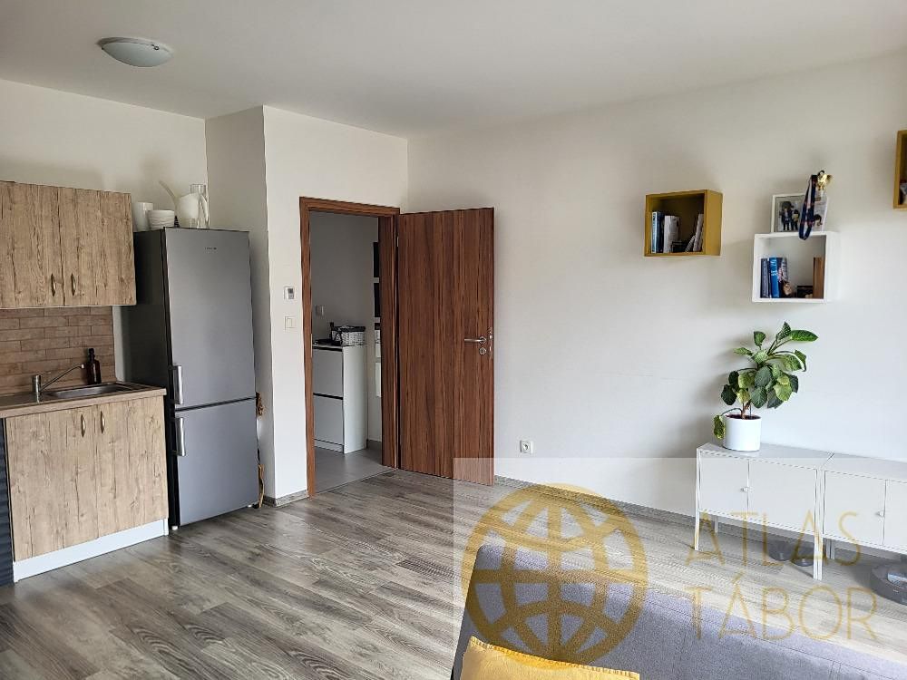 Pronájem bytu 2+kk 53 m² – fotografie 5