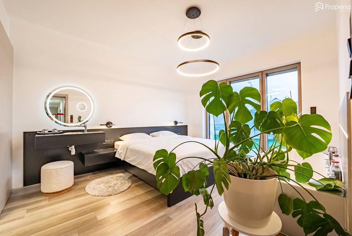 Prodej rodinného domu 130 m², pozemek 388 m² – fotografie 5
