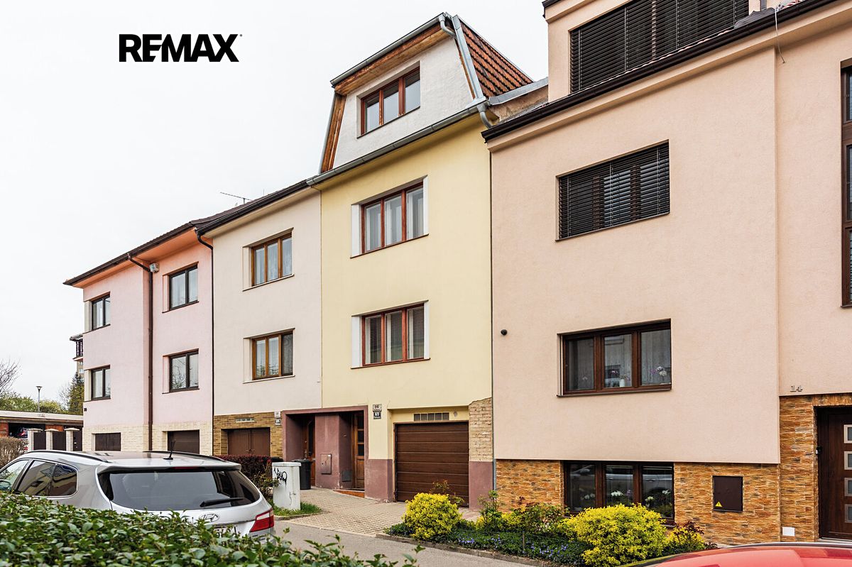 Prodej rodinného domu 192 m², pozemek 167 m²