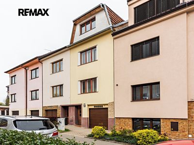 Prodej rodinného domu 192 m², pozemek 167 m²