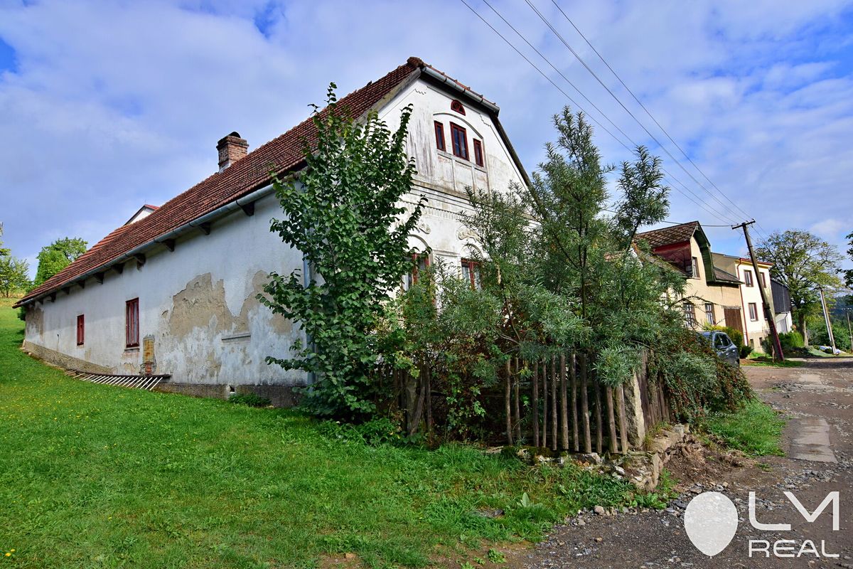 Prodej rodinného domu 90 m², pozemek 377 m²