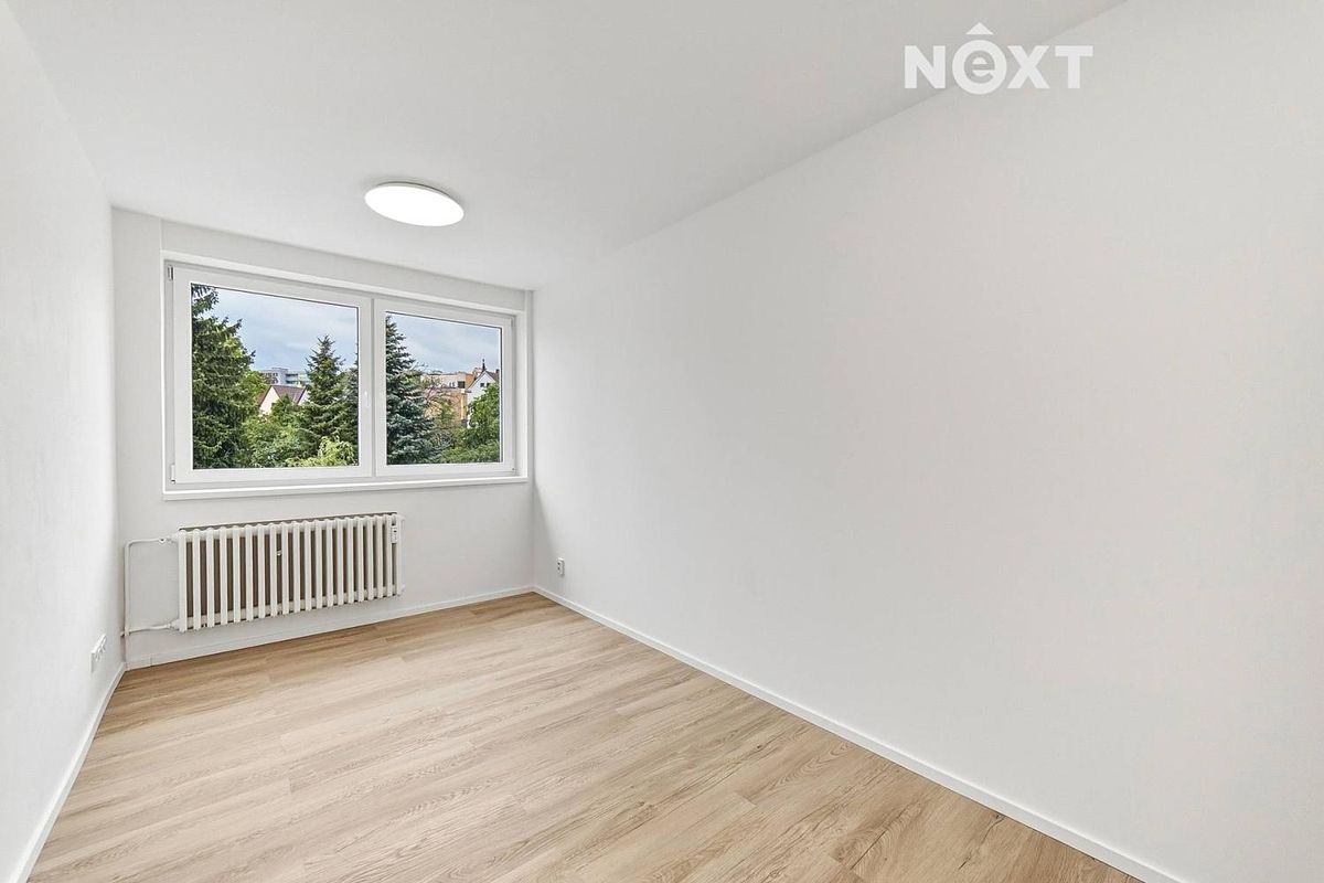 Prodej bytu 1+kk 16 m², Praha – fotka 1 z 3