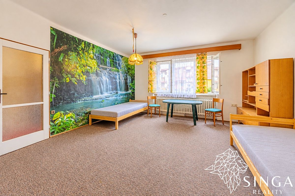 Prodej rodinného domu 156 m², pozemek 1371 m² – fotografie 5