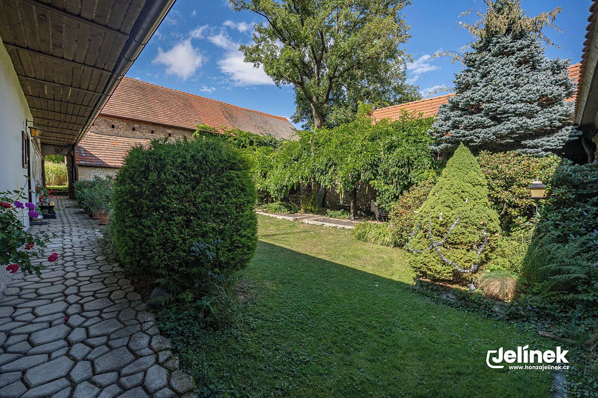 Prodej chalupy 203 m², pozemek 1307 m² – fotografie 2