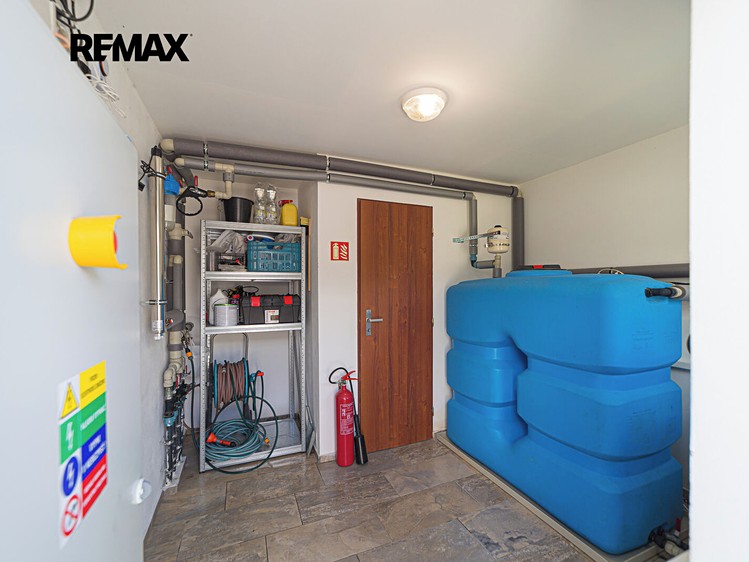 Gewerbefläche zum Kauf, 369 m² (26 von 32)