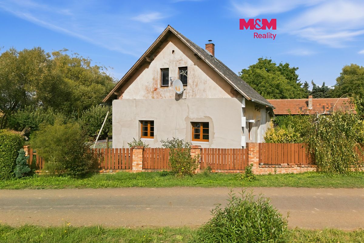 Prodej rodinného domu 90 m², pozemek 569 m²